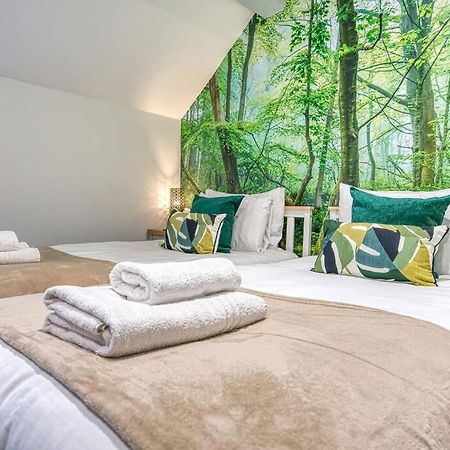 Delightful Two-Bedroom Cottage In The Heart Of Bakewell Exterior foto