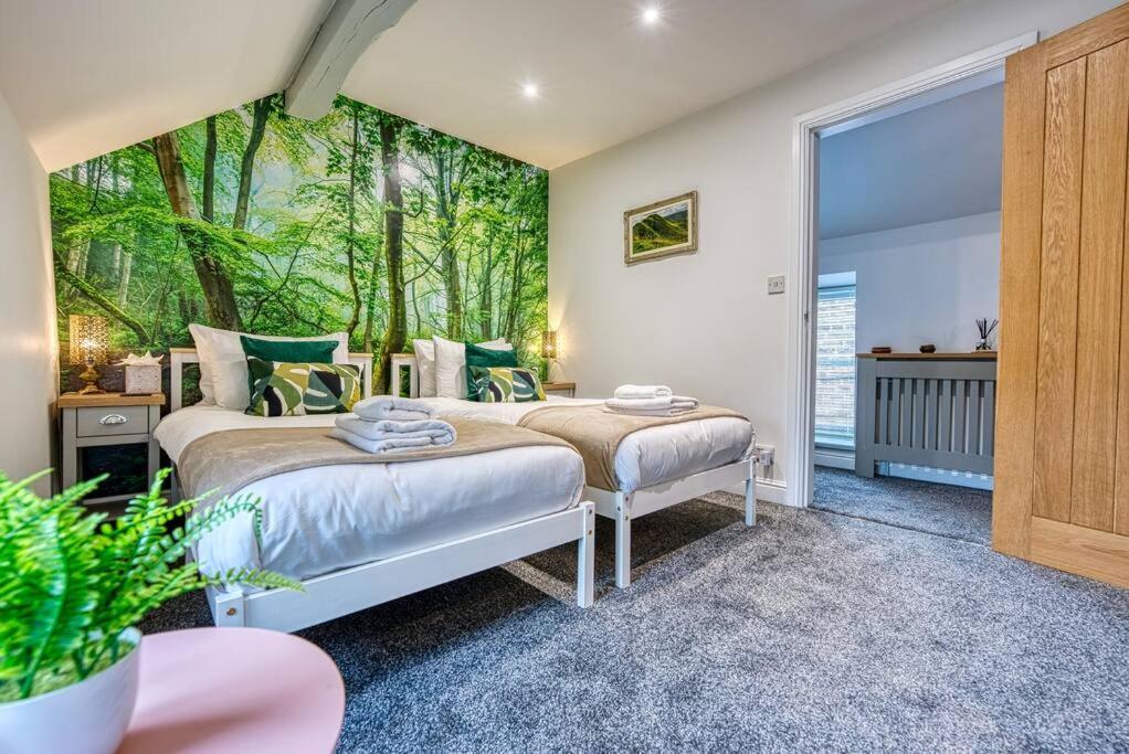 Delightful Two-Bedroom Cottage In The Heart Of Bakewell Exterior foto