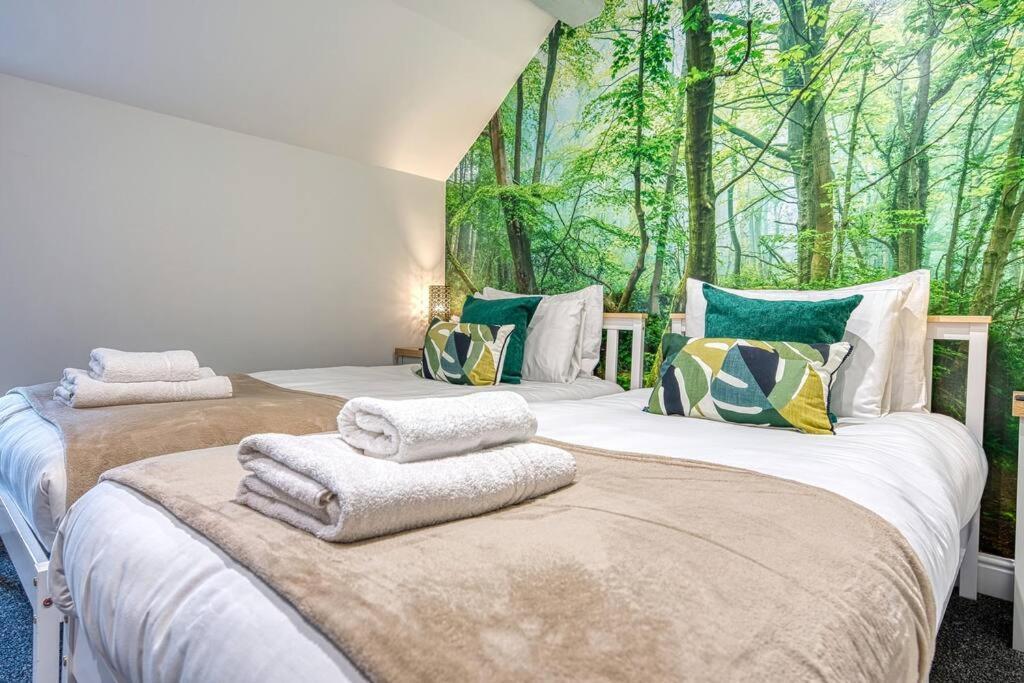 Delightful Two-Bedroom Cottage In The Heart Of Bakewell Exterior foto